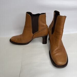 Cole Haan Country Womens Size 8.5 B US Brown Vibram Ankle Boots D13237